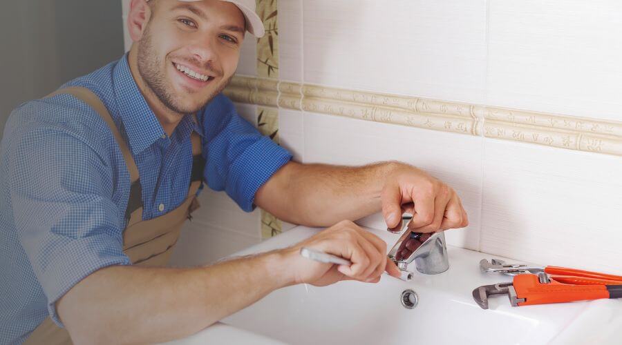 Professional clogged drains services in Clinton, IN